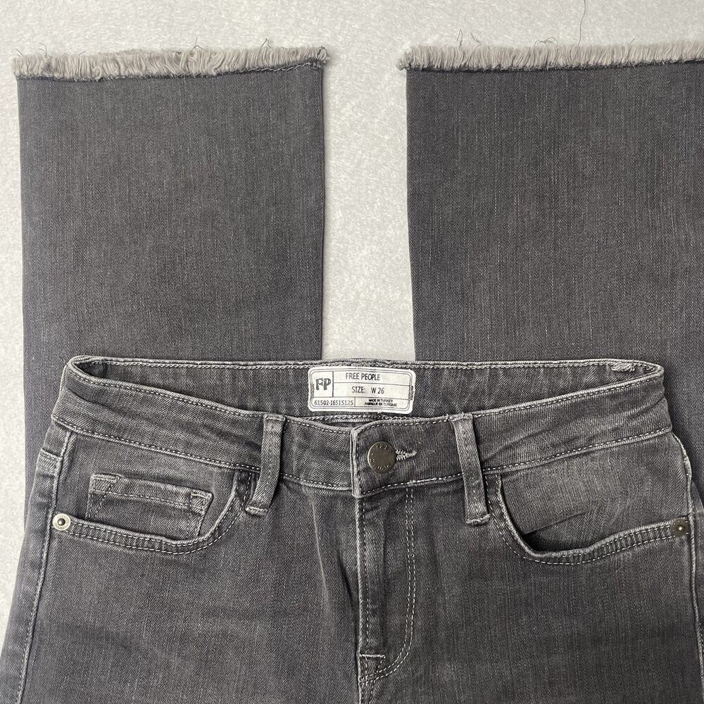 Free People Fringe Crop Jeans in Smoke Black (Gray) Size 26 61502-16515125 - Picture 6 of 16